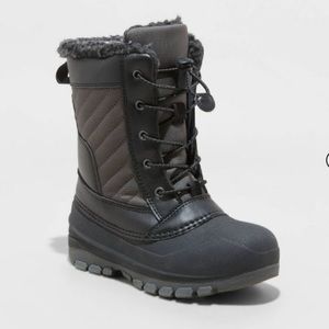 NEW kids Skylar winter boots -All in Motion